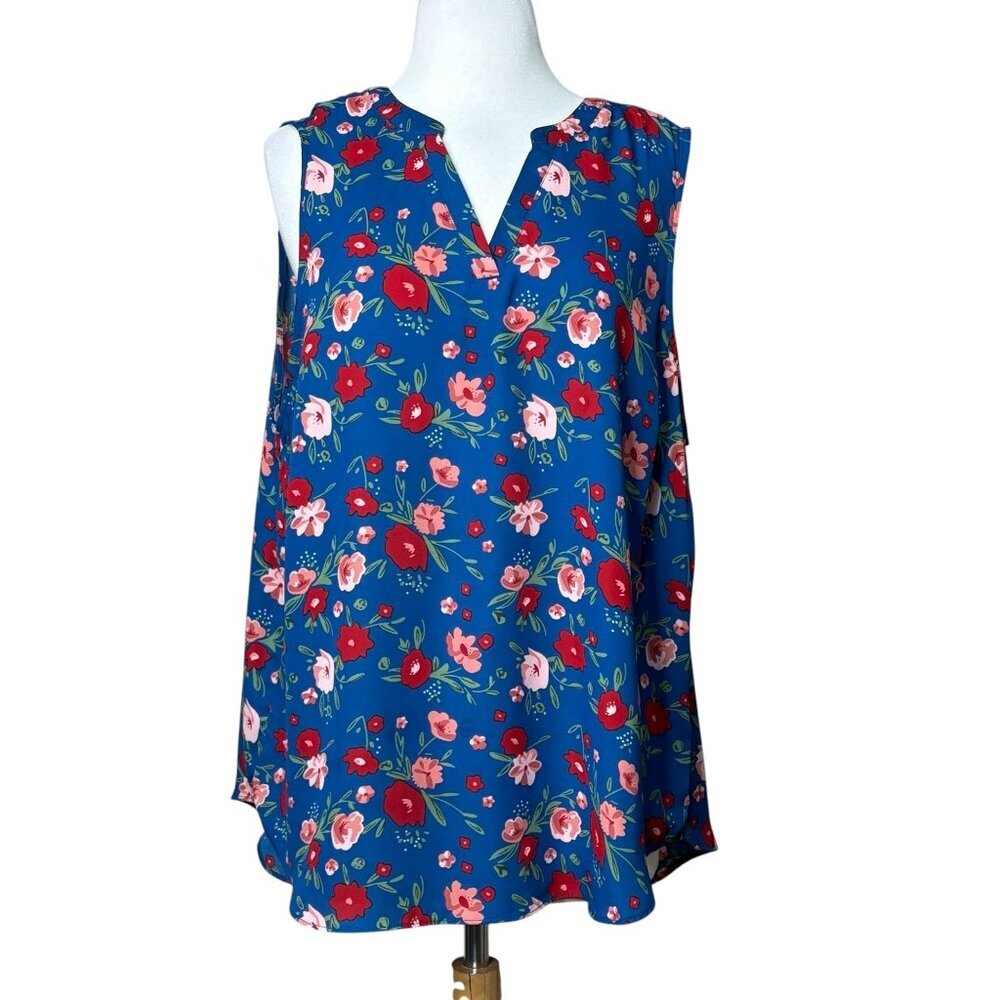 Maurices Floral Sleeveless Blouse Plus Size 1X V-Neck